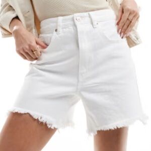Estivaneli denim white shorts size US 2
